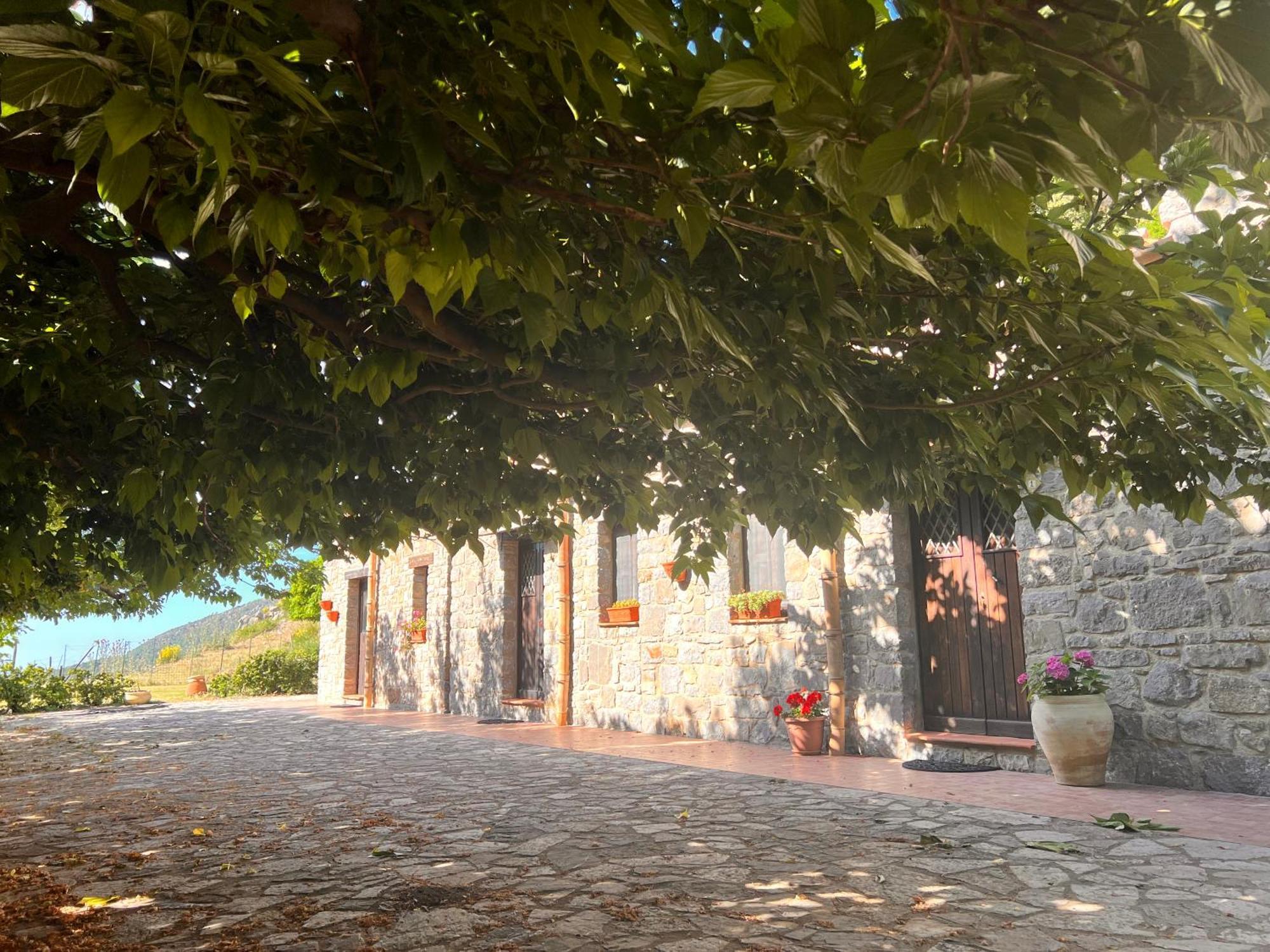 הוילה Collesano Mandra Chiusilla מראה חיצוני תמונה